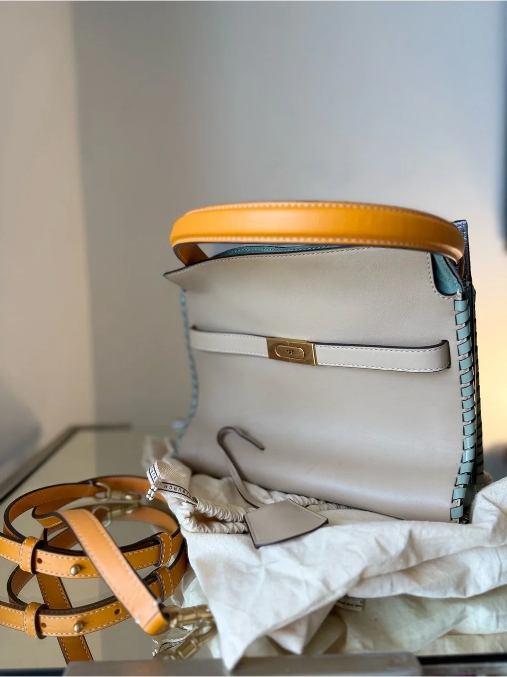 Tory Burch bag excellent